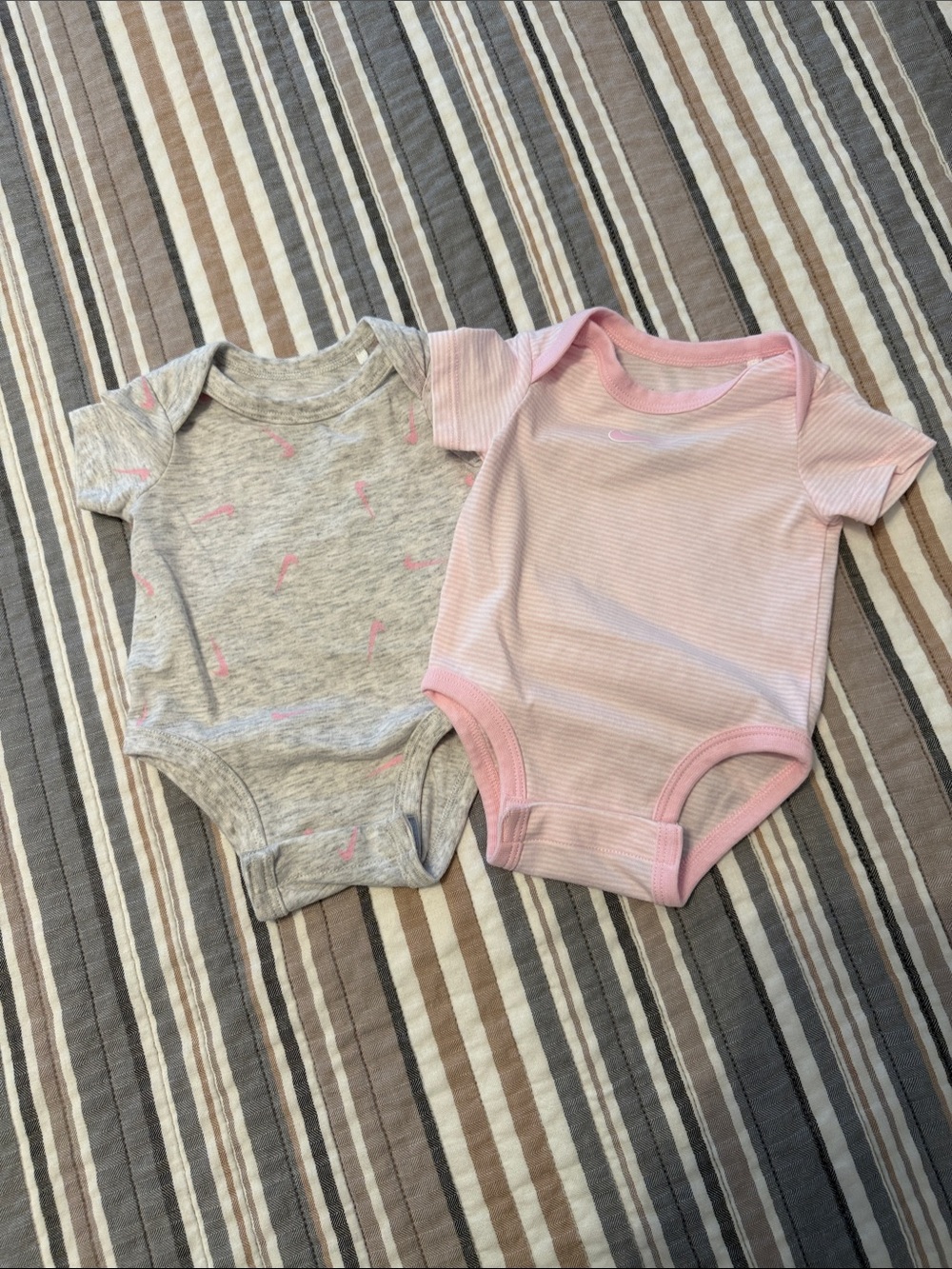 Baby Girls Short-Sleeve One-Piece Bodysuits - Gray & Pink washed but never worn